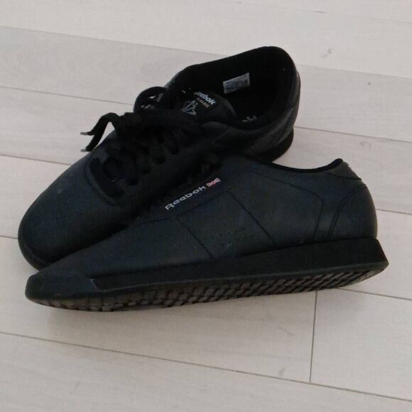 Reebok Women's Classic Princess Aerobics Low-Cut Sneakers Shoe, Black Size 9 - Picture 4 of 7